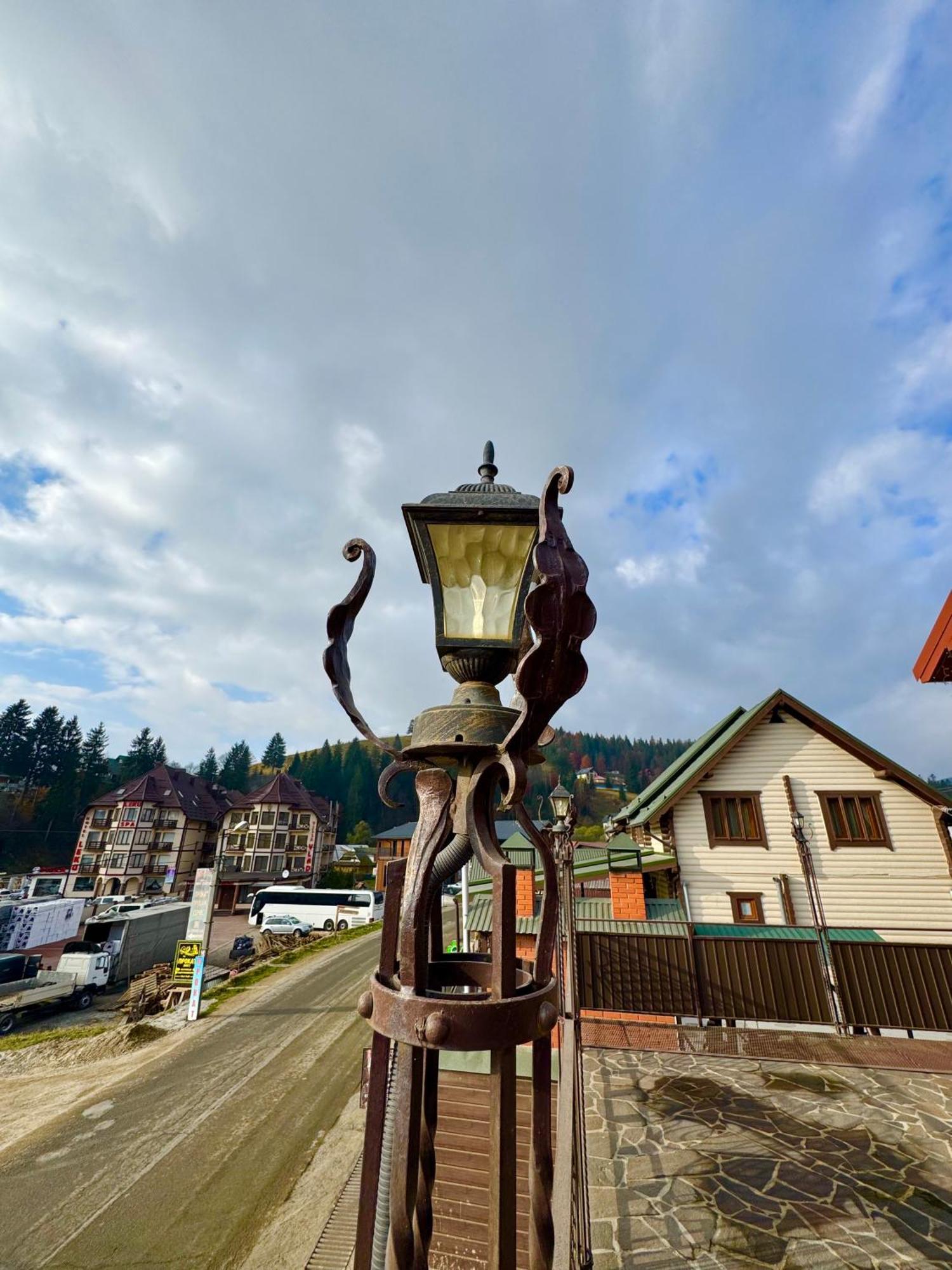 Опришок Hotel Palyanytsya Exterior foto