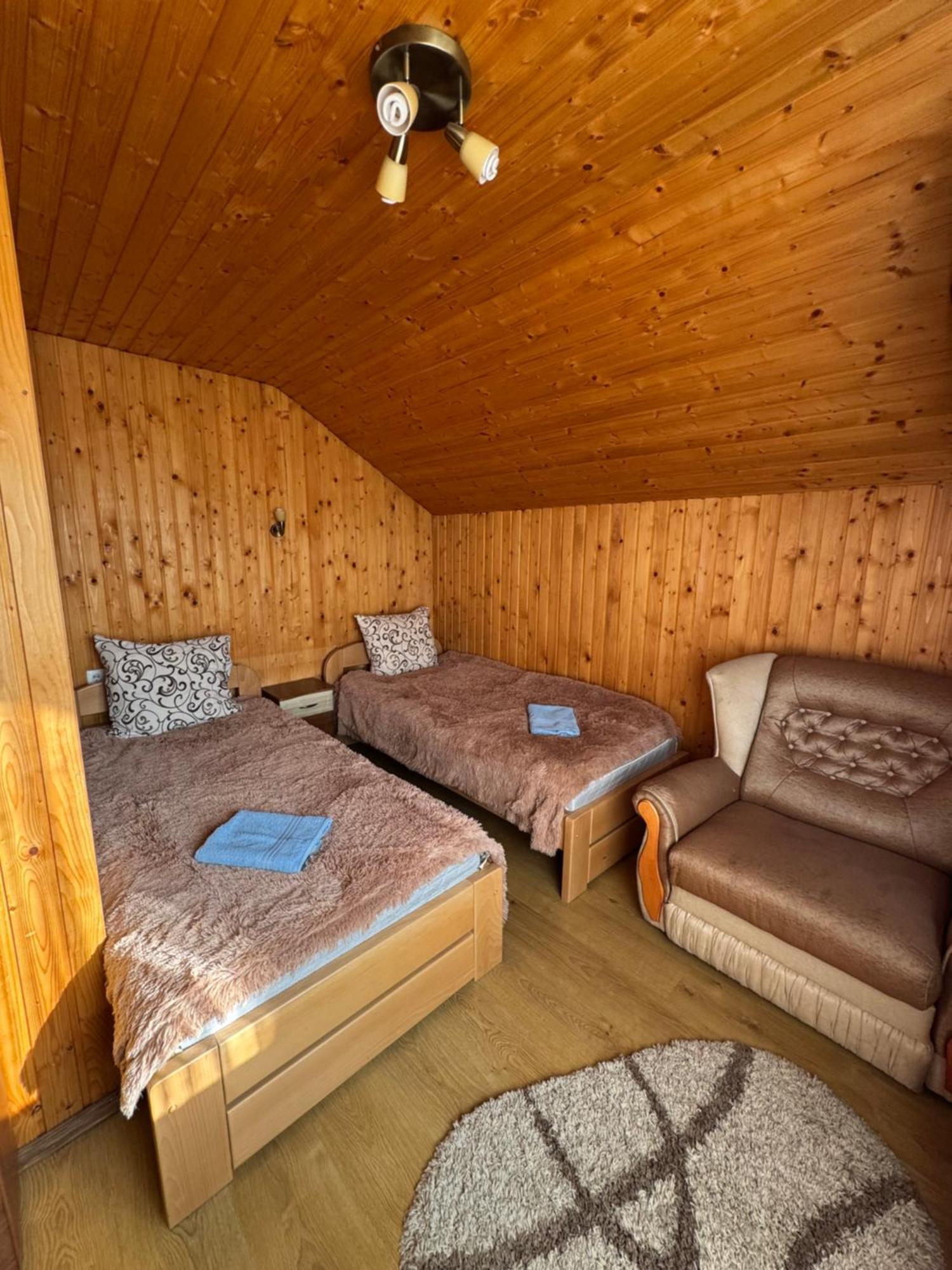 Опришок Hotel Palyanytsya Exterior foto
